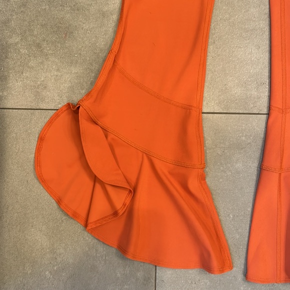 Free People Movement Starlight Ruffled Bottom Leggings - Picture 4 of 12